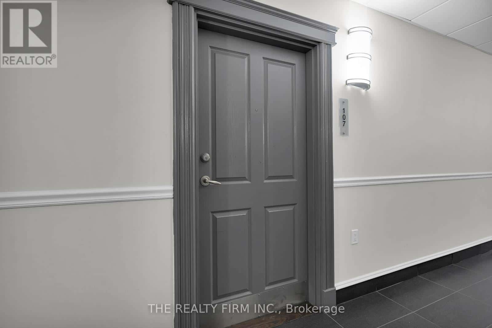 107 - 353 COMMISSIONERS ROAD W — London South (South D), Ontario - Photo 5 of 42