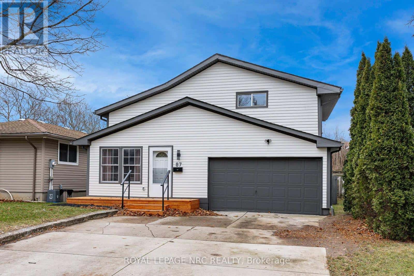 87 LAFAYETTE DRIVE — St. Catharines (Lakeport), Ontario - Photo 2 of 43