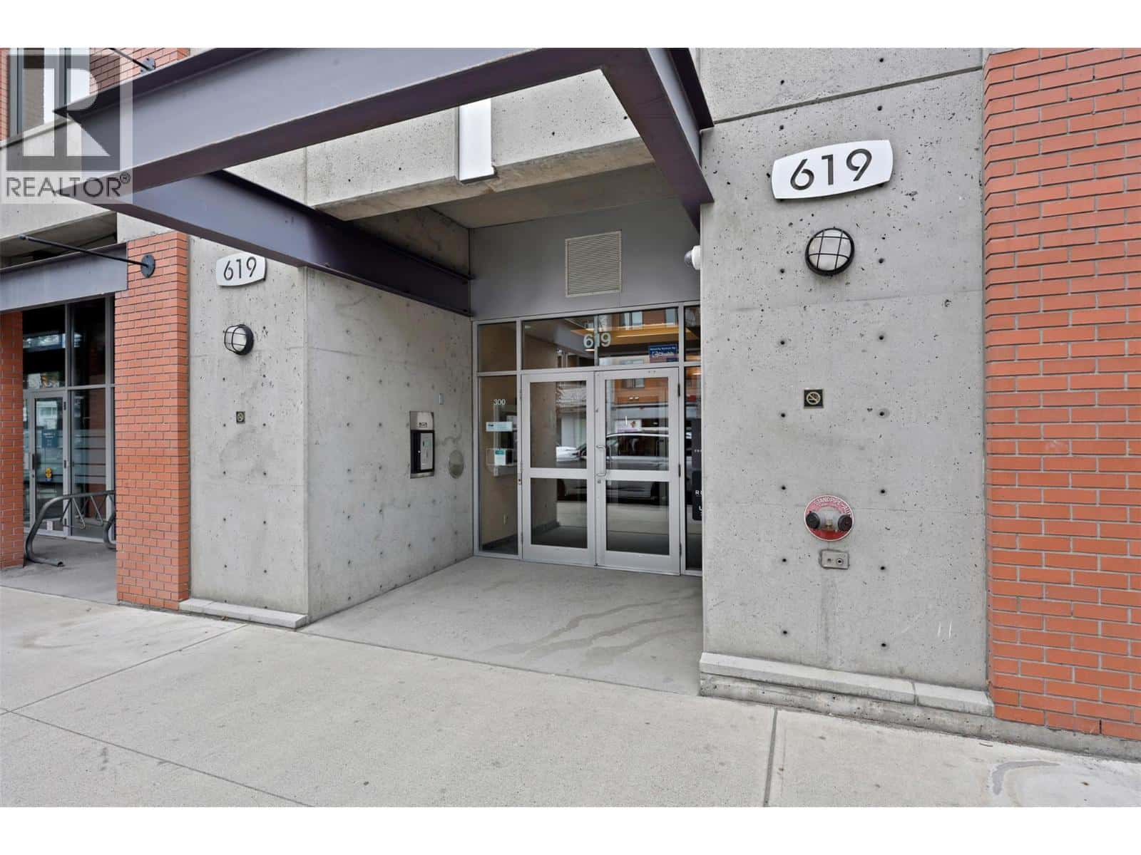 619 Victoria Street Unit# 702 — Kamloops, British Columbia - Photo 3 of 27