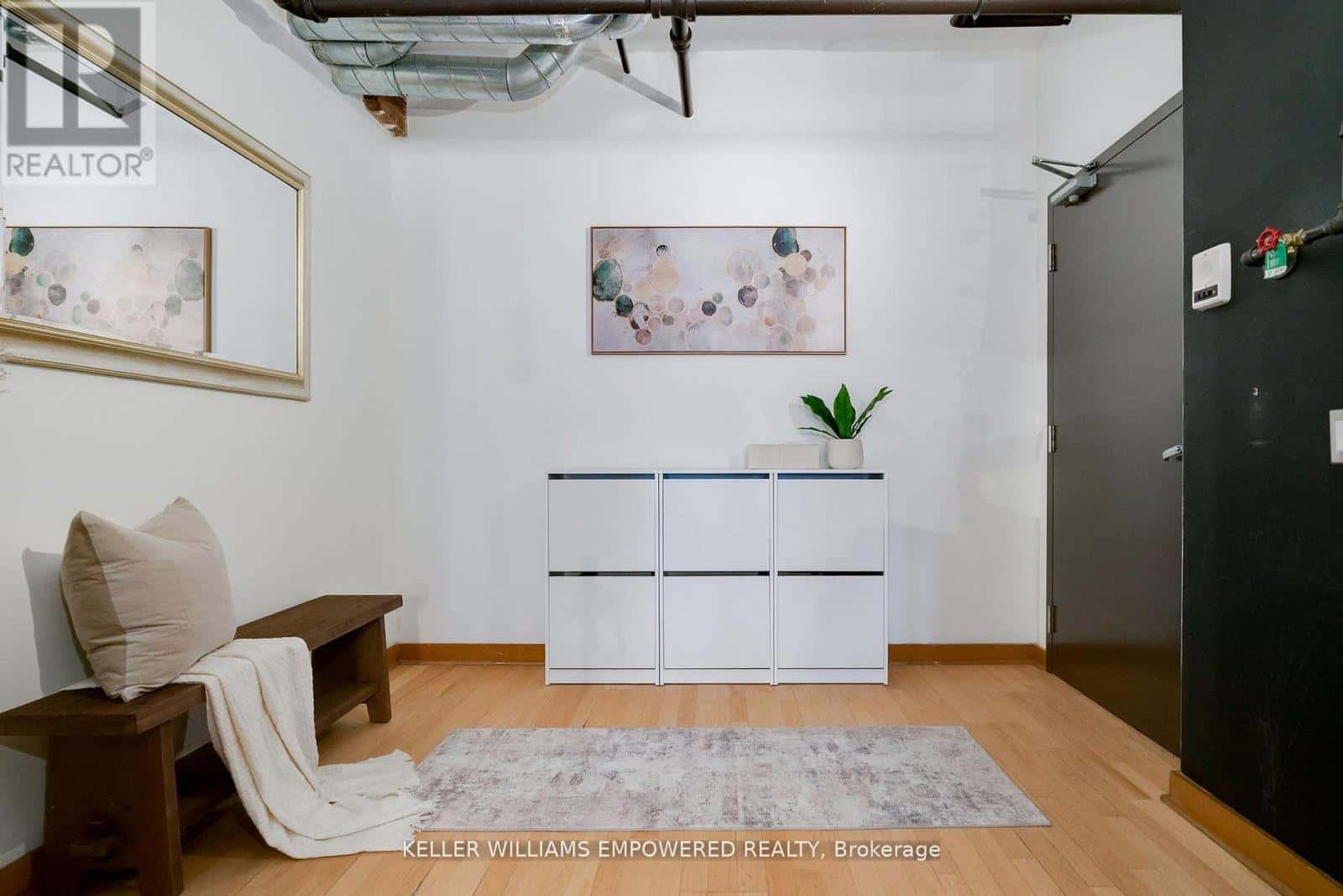 5 - 189 QUEEN STREET E — Toronto (Moss Park), Ontario - Photo 5 of 32