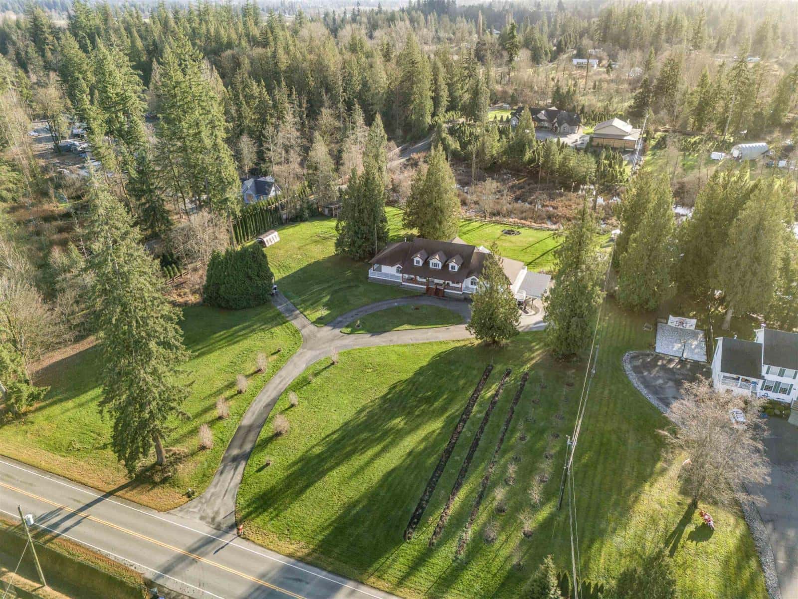 21980 100 AVENUE — Langley, British Columbia - Photo 2 of 40