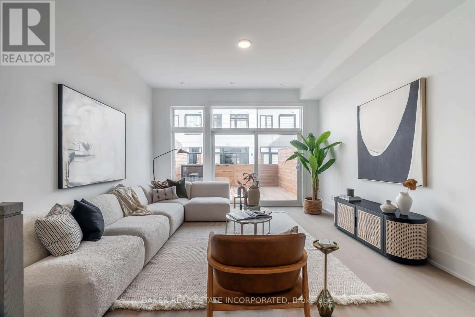 59 - 35 LOU PARSONS WAY — Mississauga (Port Credit), Ontario - Photo 4 of 14