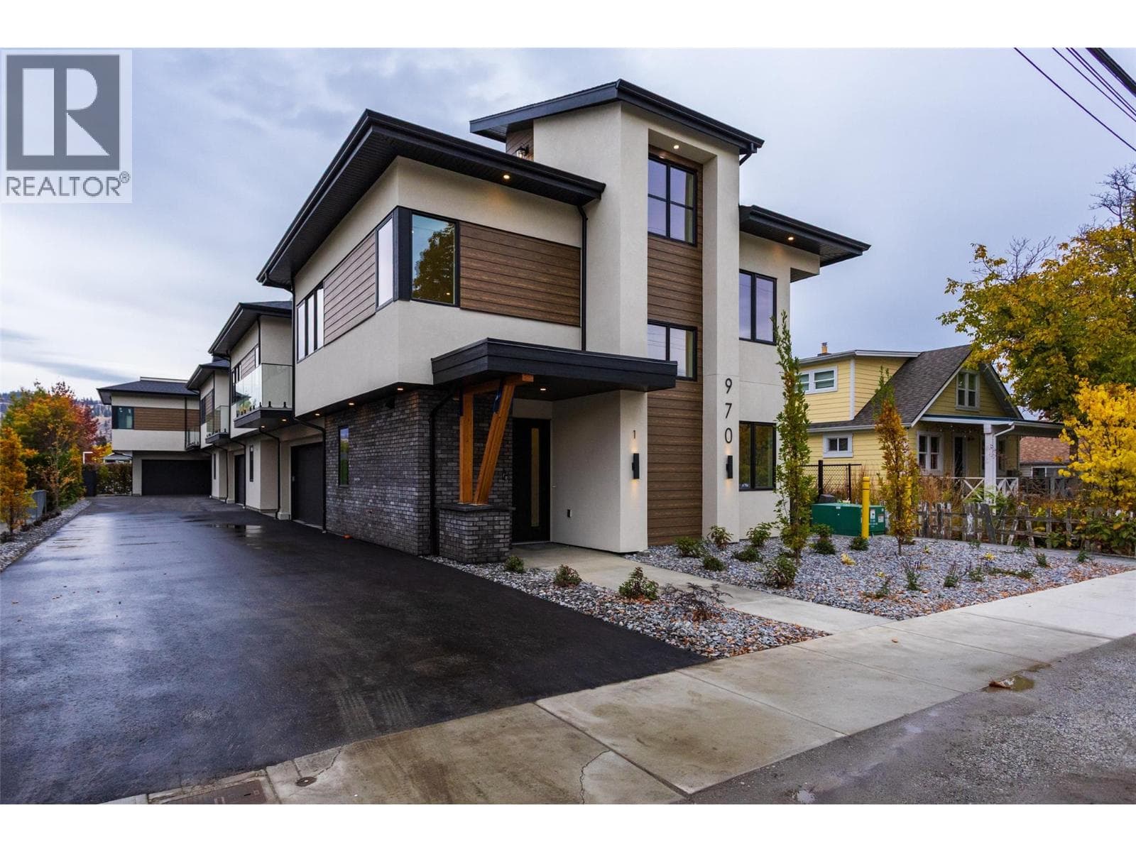 970 Lawson Avenue Unit# 4 — Kelowna, British Columbia - Main photo