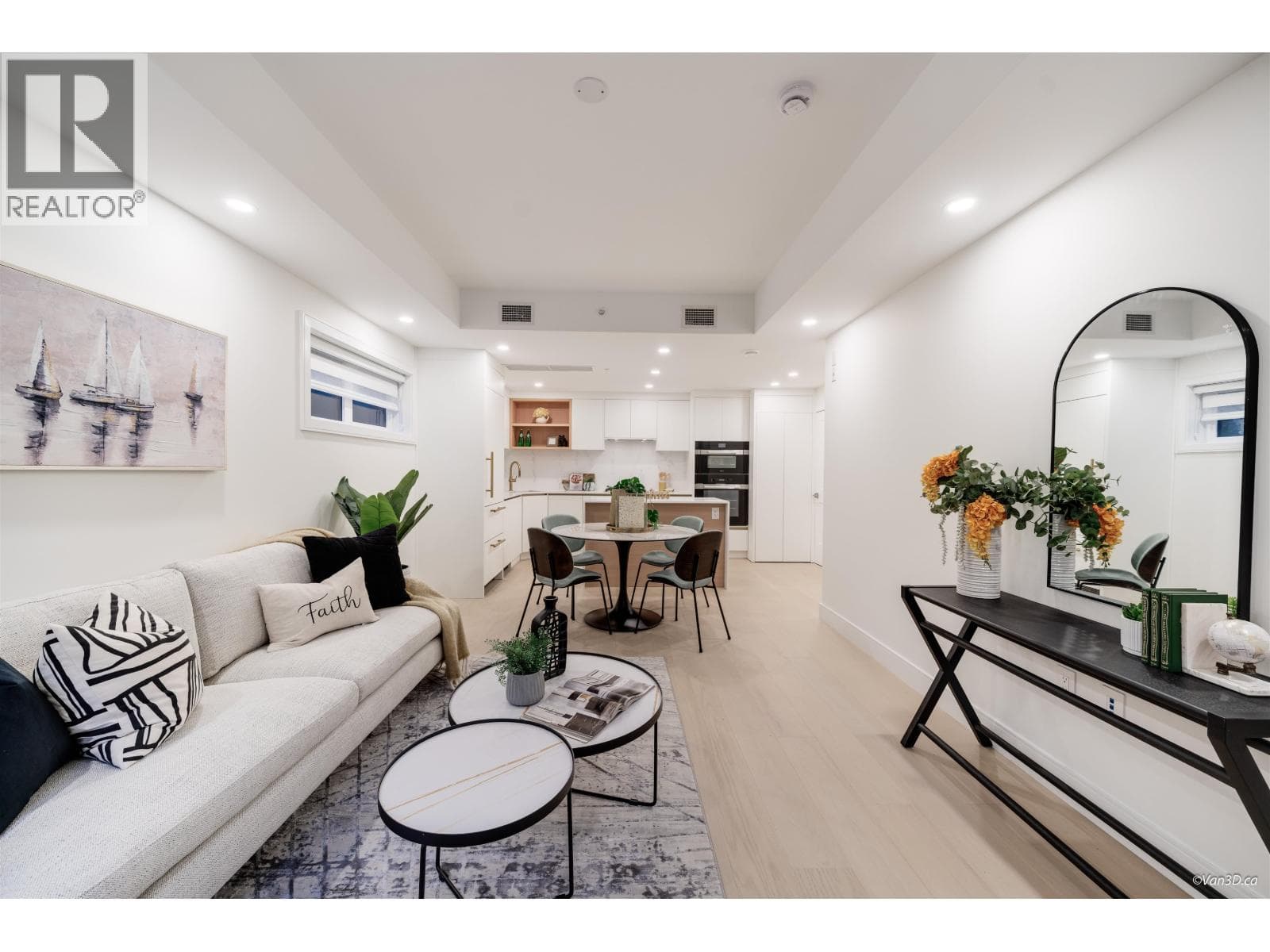 105 918 W 32ND AVENUE — Vancouver, British Columbia - Main photo