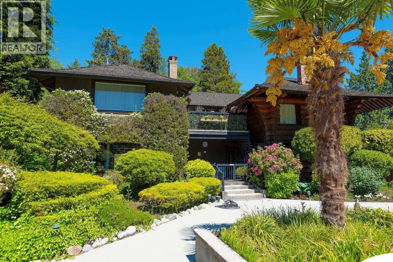 704 235 KEITH ROAD — West Vancouver, British Columbia - Photo 2 of 33