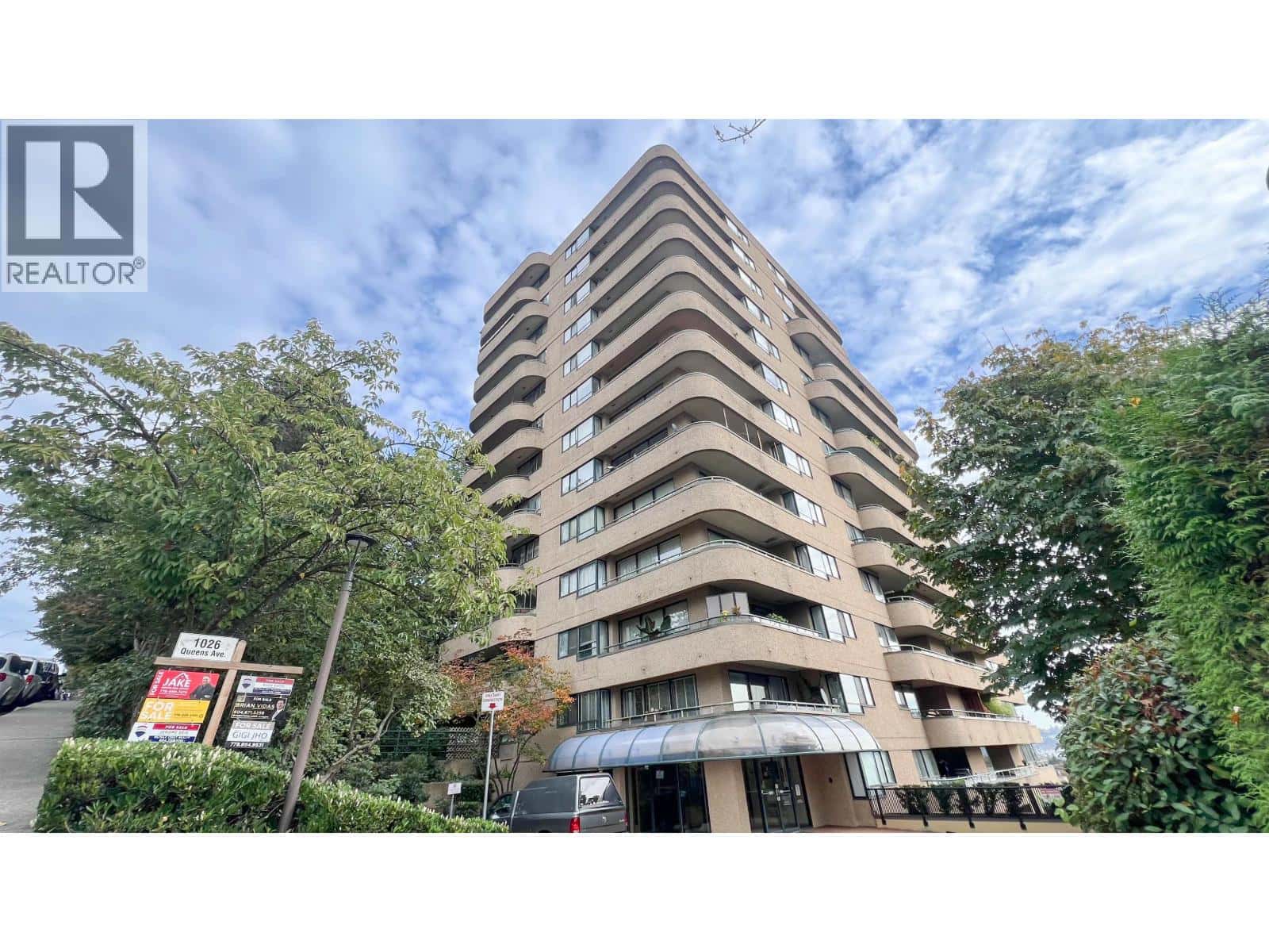 207 1026 QUEENS AVENUE — New Westminster, British Columbia - Photo 3 of 24