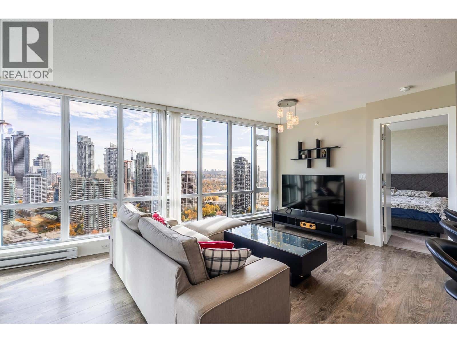 3309 4189 HALIFAX STREET — Burnaby, British Columbia - Photo 4 of 37