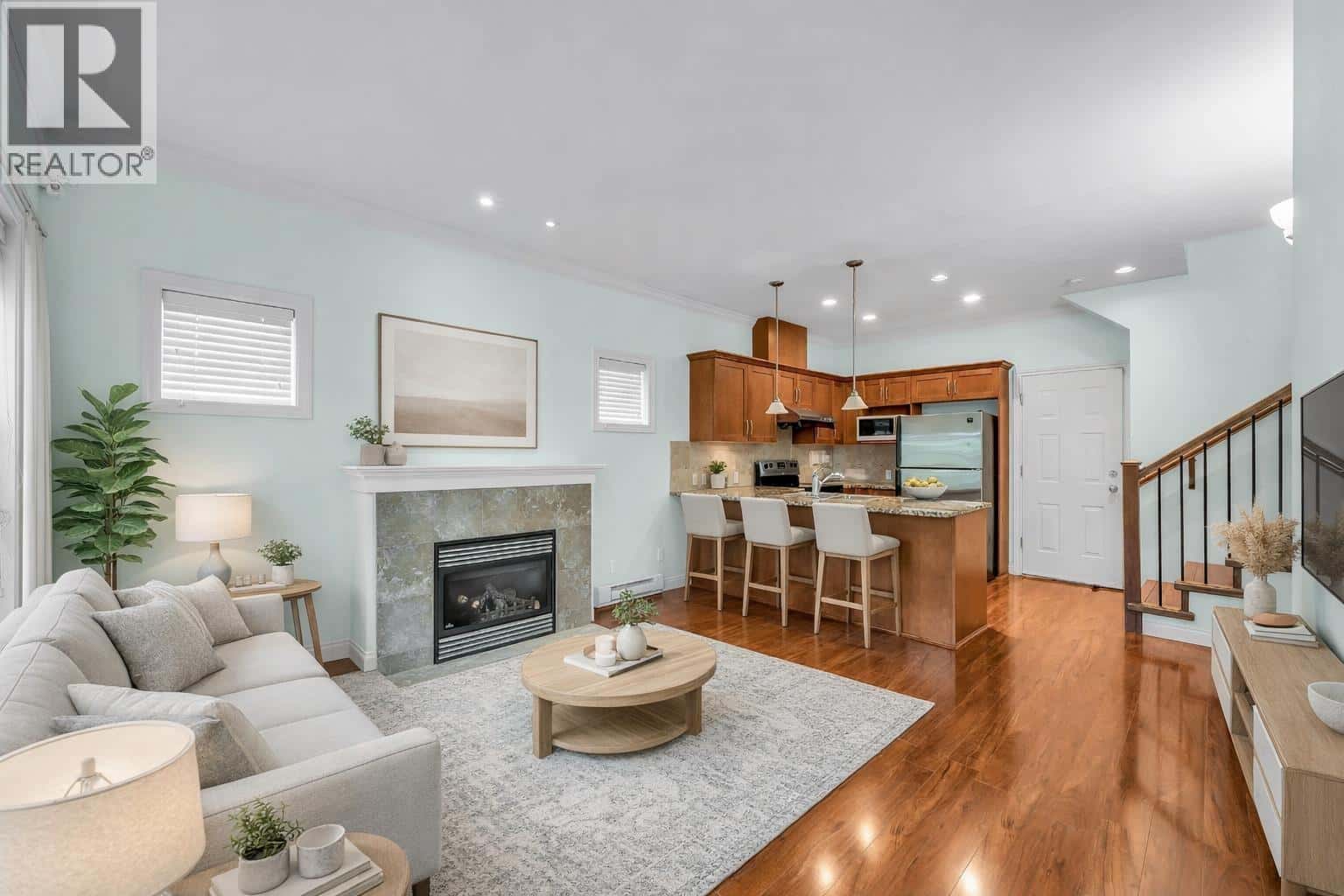 1 8311 NO. 2 ROAD — Richmond, British Columbia - Photo 4 of 27