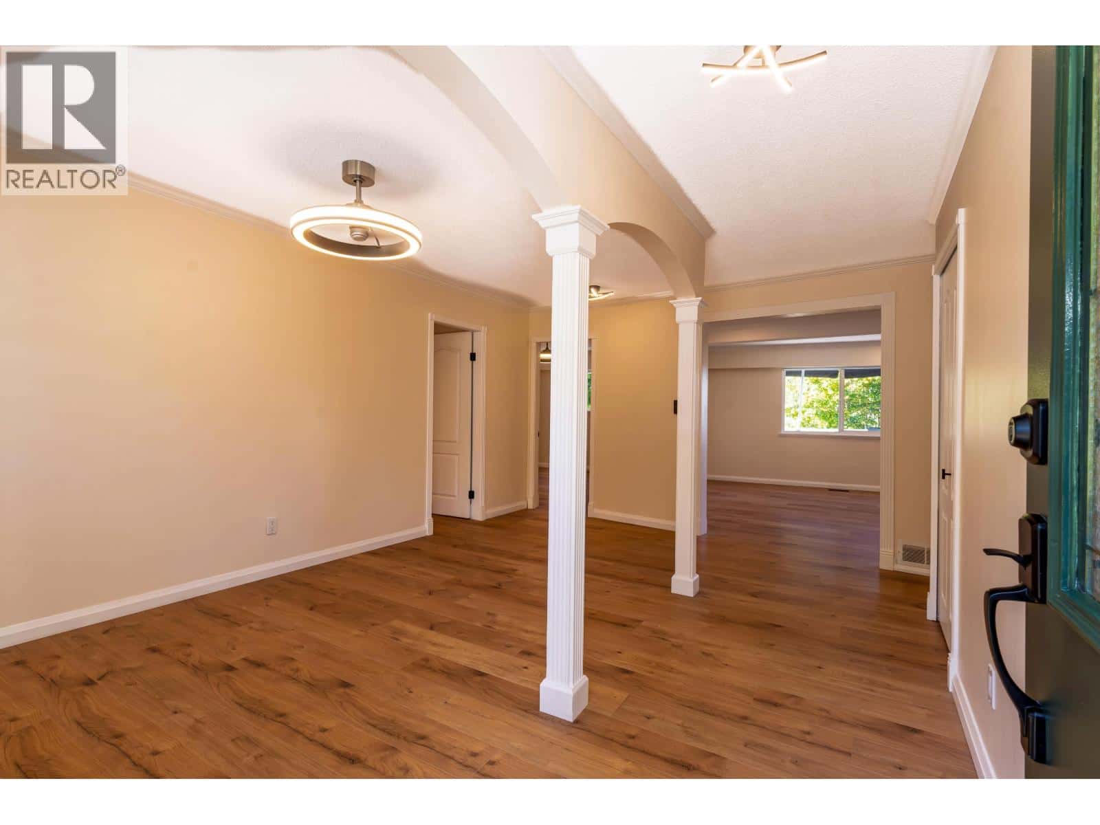 1496 MARY HILL LANE — Port Coquitlam, British Columbia - Photo 3 of 36