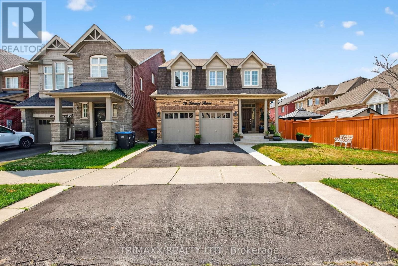 30 LEARMONT AVENUE — Caledon, Ontario - Main photo