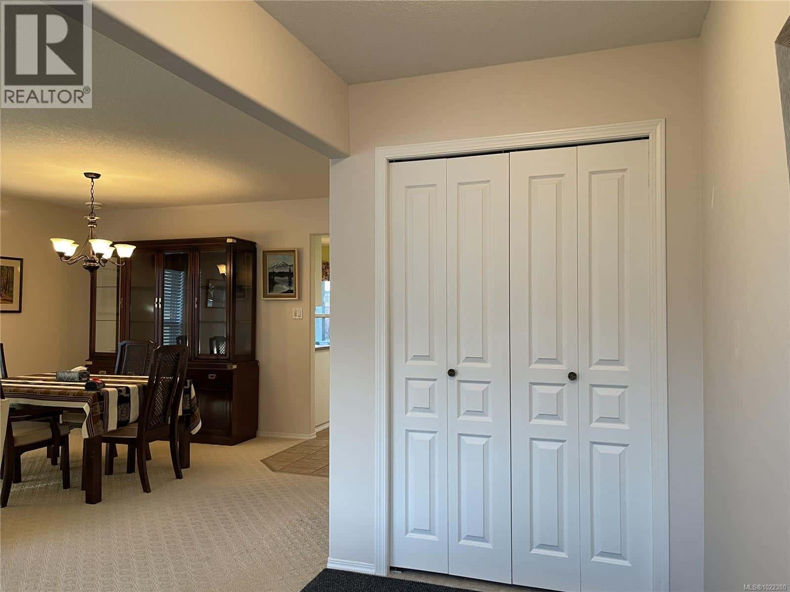 15 3535 Burde St — Port Alberni, British Columbia - Photo 3 of 36