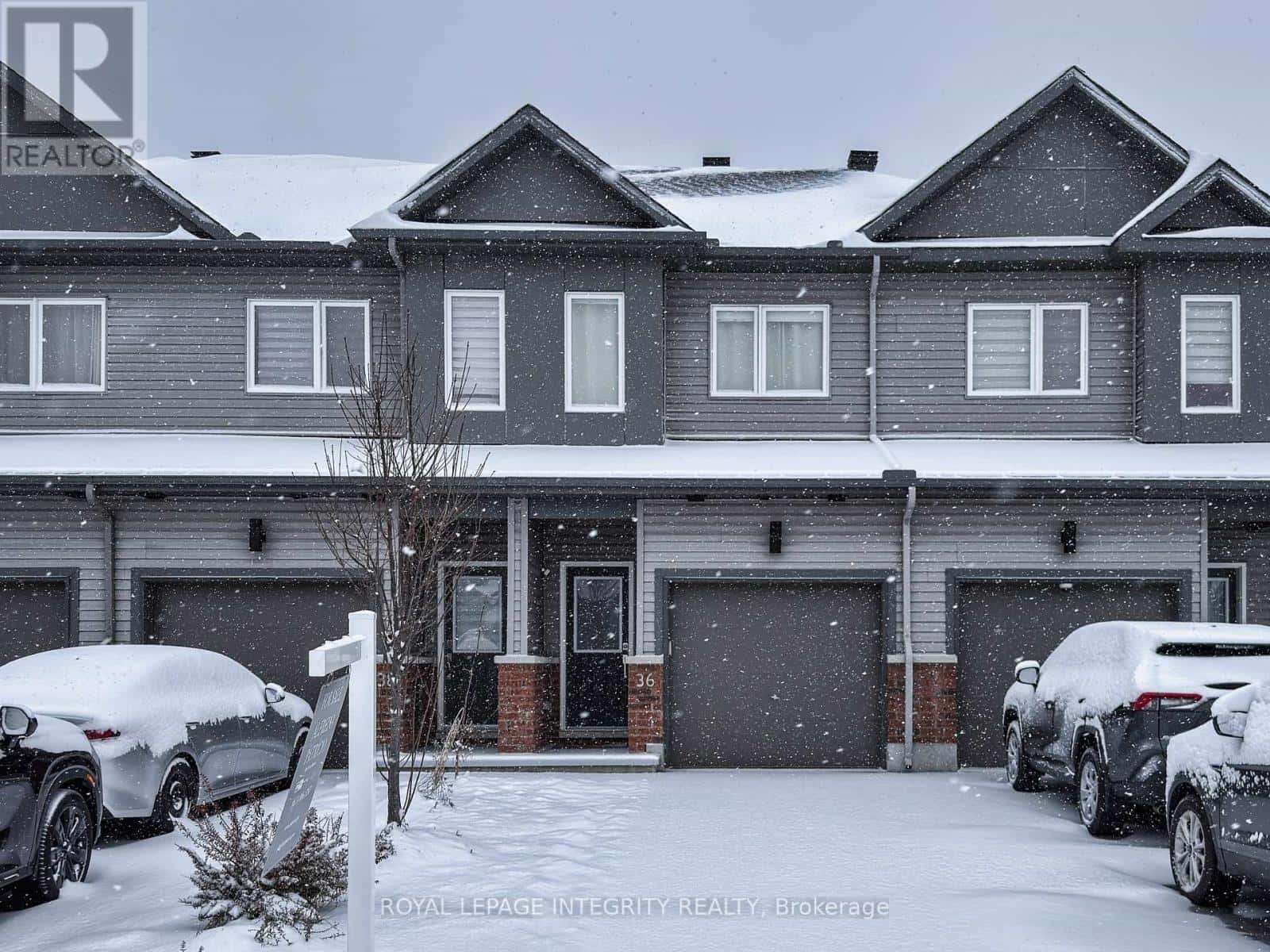 36 MONA MCBRIDE DRIVE — Arnprior, Ontario - Photo 2 of 39