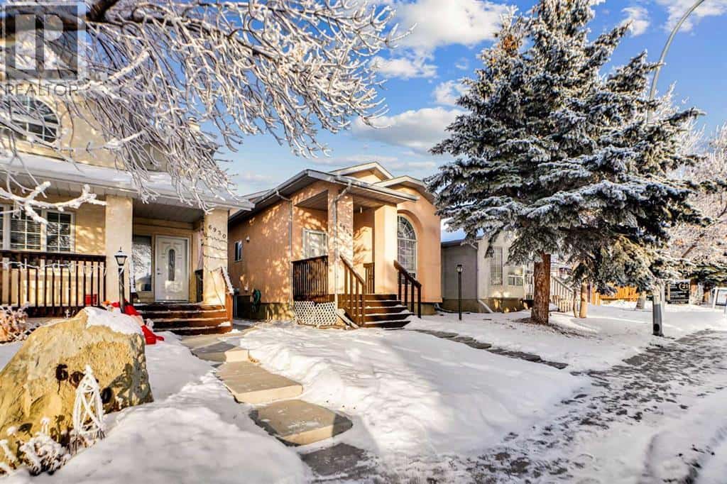 6934 Laguna Way NE — Calgary, Alberta - Photo 2 of 50