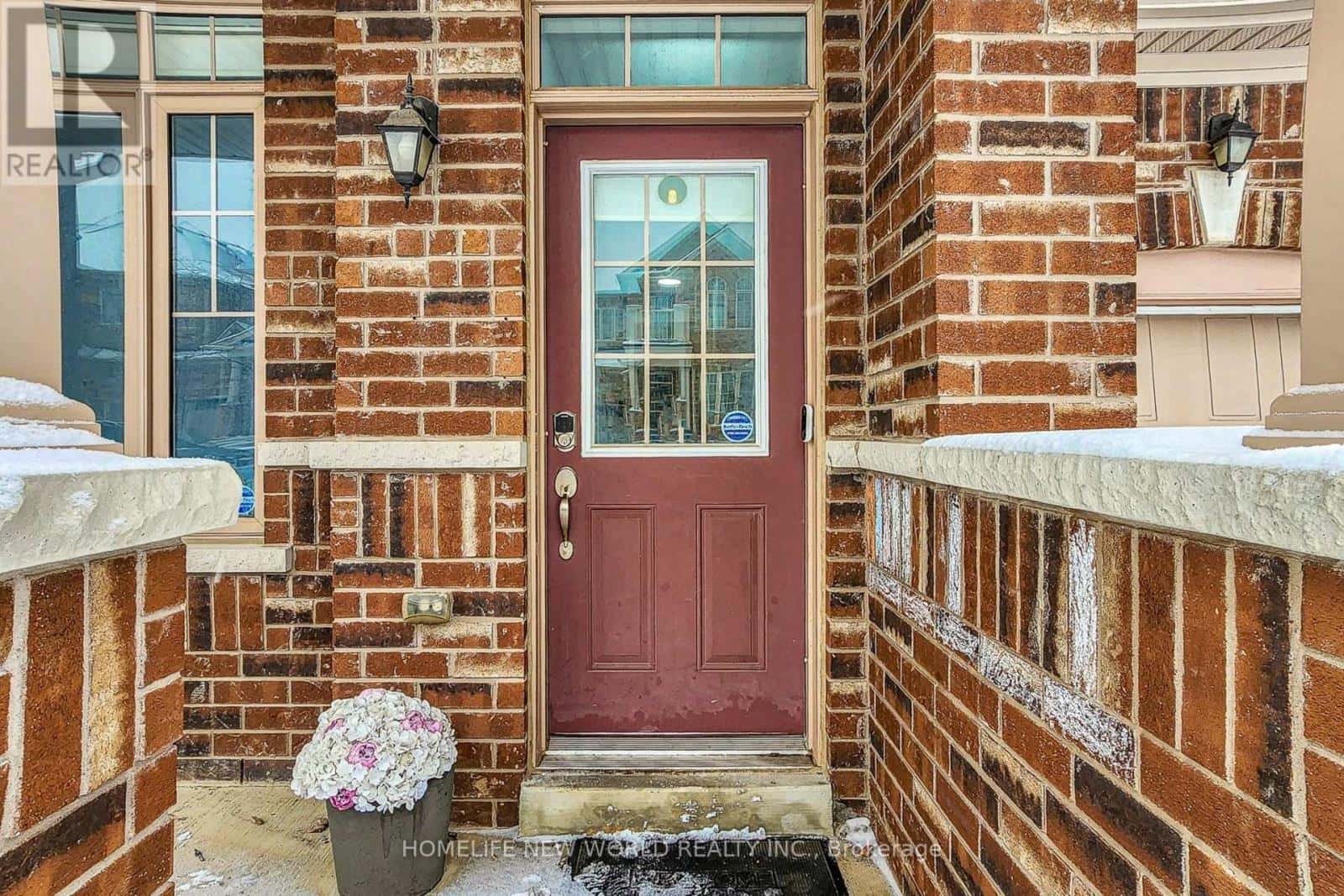 15 BROCK AVENUE — Markham (Berczy), Ontario - Photo 2 of 50