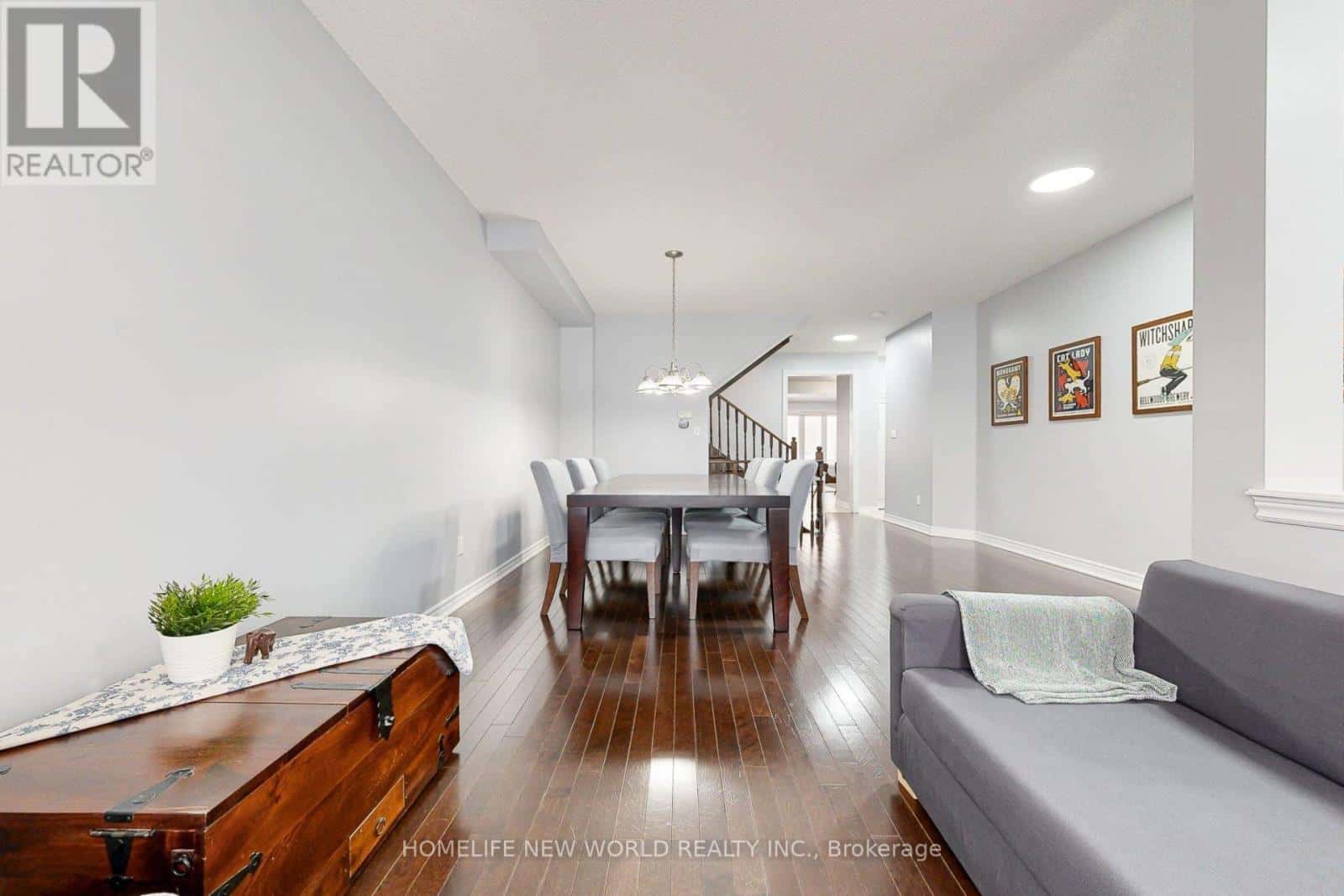 15 BROCK AVENUE — Markham (Berczy), Ontario - Photo 4 of 50