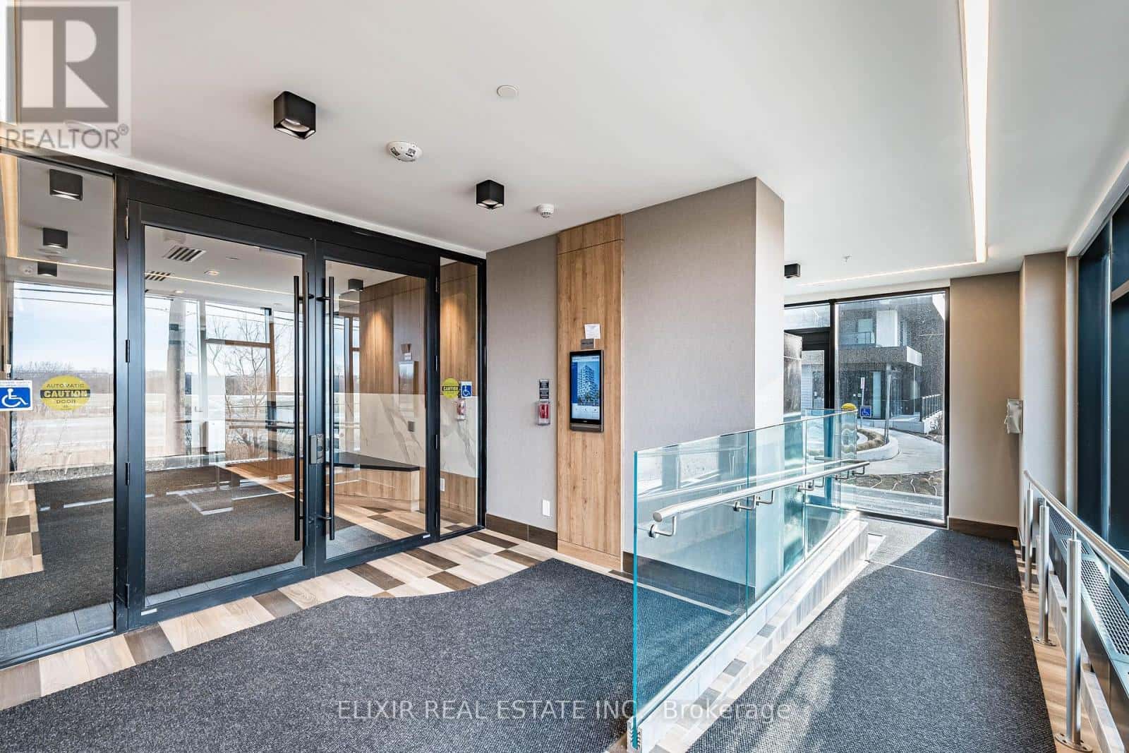 414 - 345 WHEAT BOOM DRIVE — Oakville (JM Joshua Meadows), Ontario - Photo 4 of 30