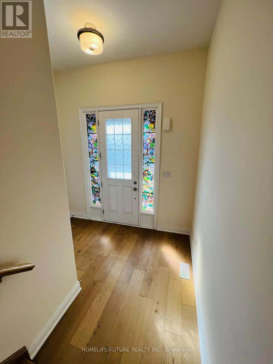 9 FAIRHURST STREET — Port Hope, Ontario - Photo 3 of 23