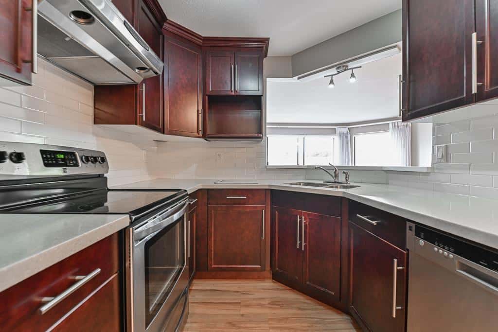 207 33233 BOURQUIN CRESCENT — Abbotsford, British Columbia - Photo 3 of 29