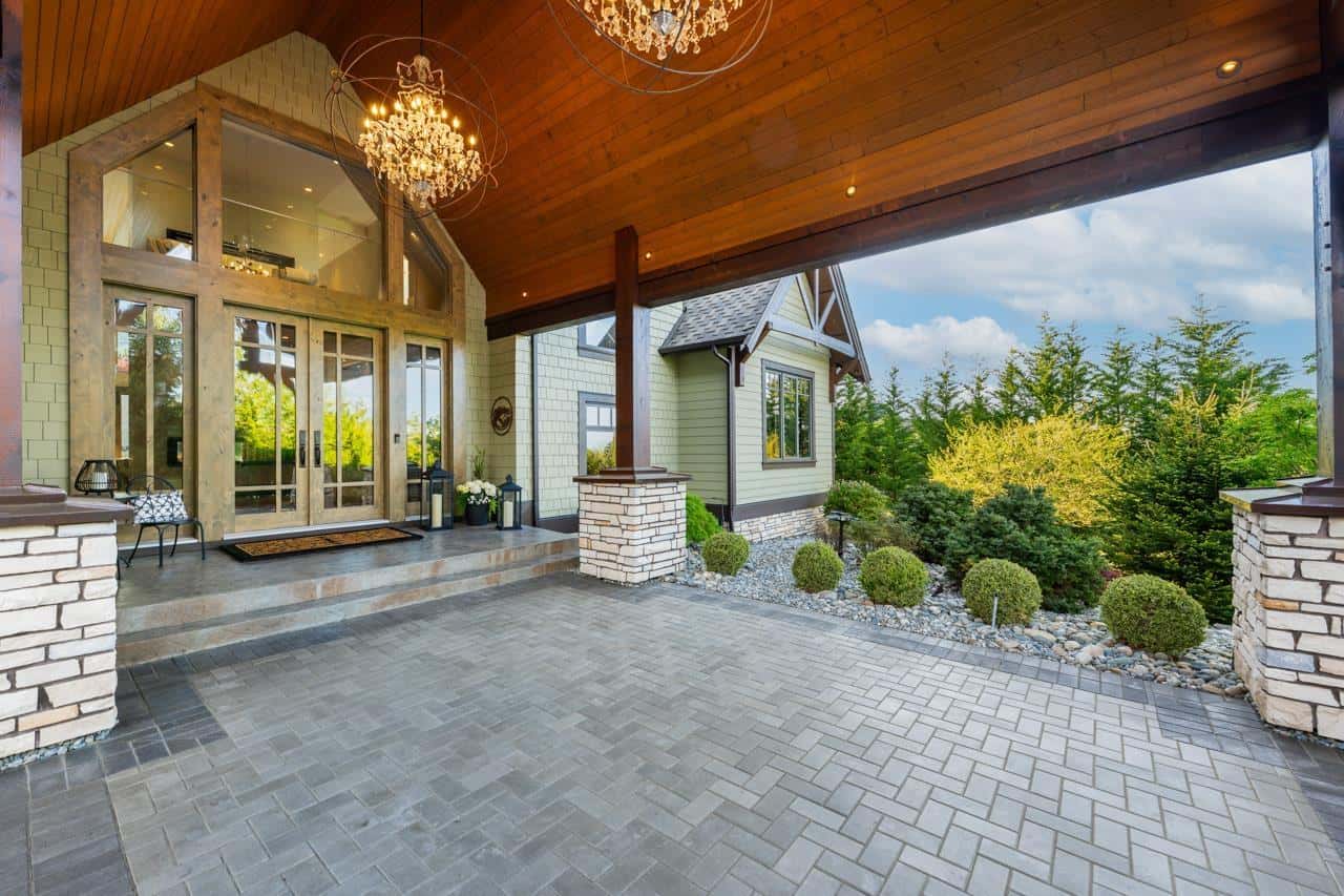 323 198 STREET — Langley, British Columbia - Photo 3 of 40