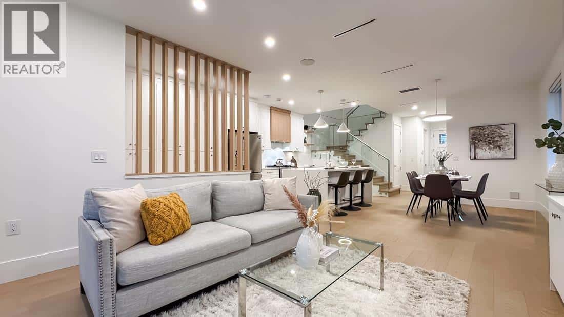 3927 FOREST STREET — Burnaby, British Columbia - Photo 4 of 37