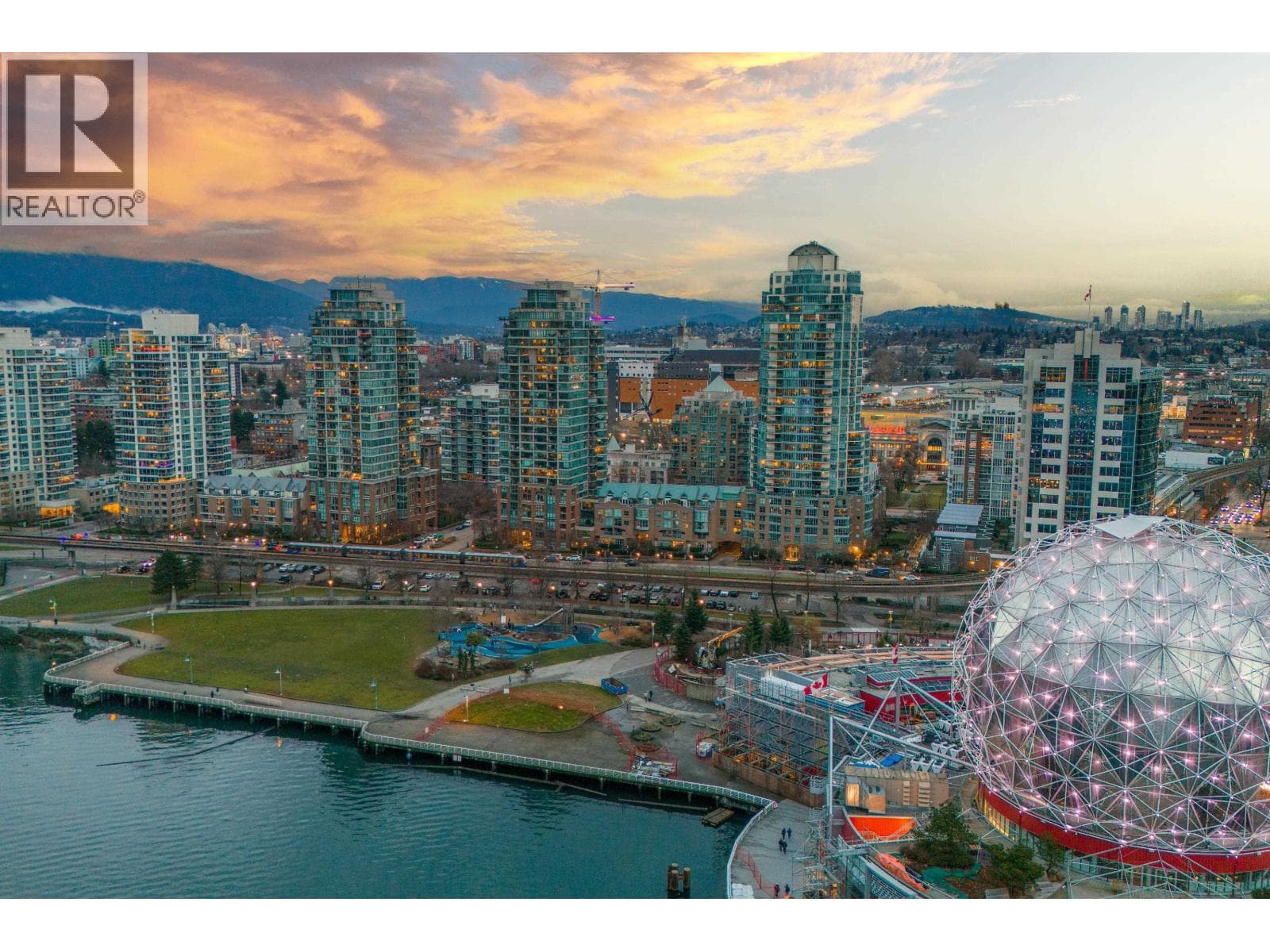 202 1188 QUEBEC STREET — Vancouver, British Columbia - Main photo