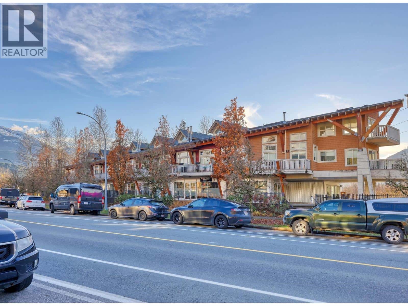 1 40775 TANTALUS ROAD — Squamish, British Columbia - Photo 2 of 7