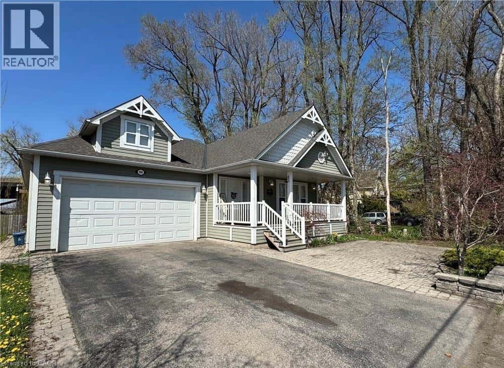 996 BEACH Boulevard — Hamilton, Ontario - Photo 3 of 28