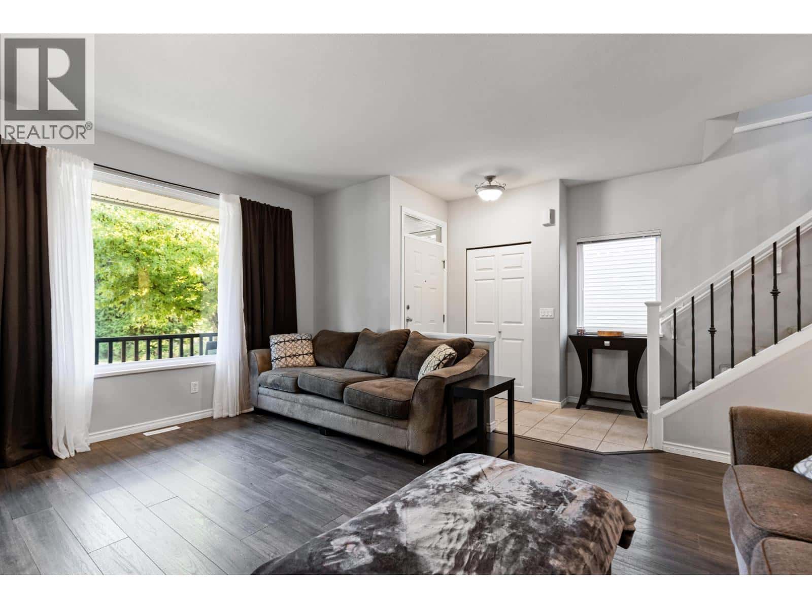 24107 102 AVENUE — Maple Ridge, British Columbia - Photo 5 of 39