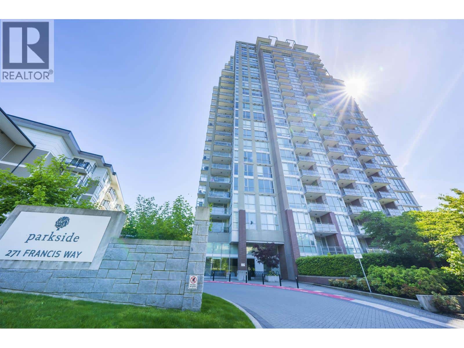 1009 271 FRANCIS WAY — New Westminster, British Columbia - Photo 2 of 37