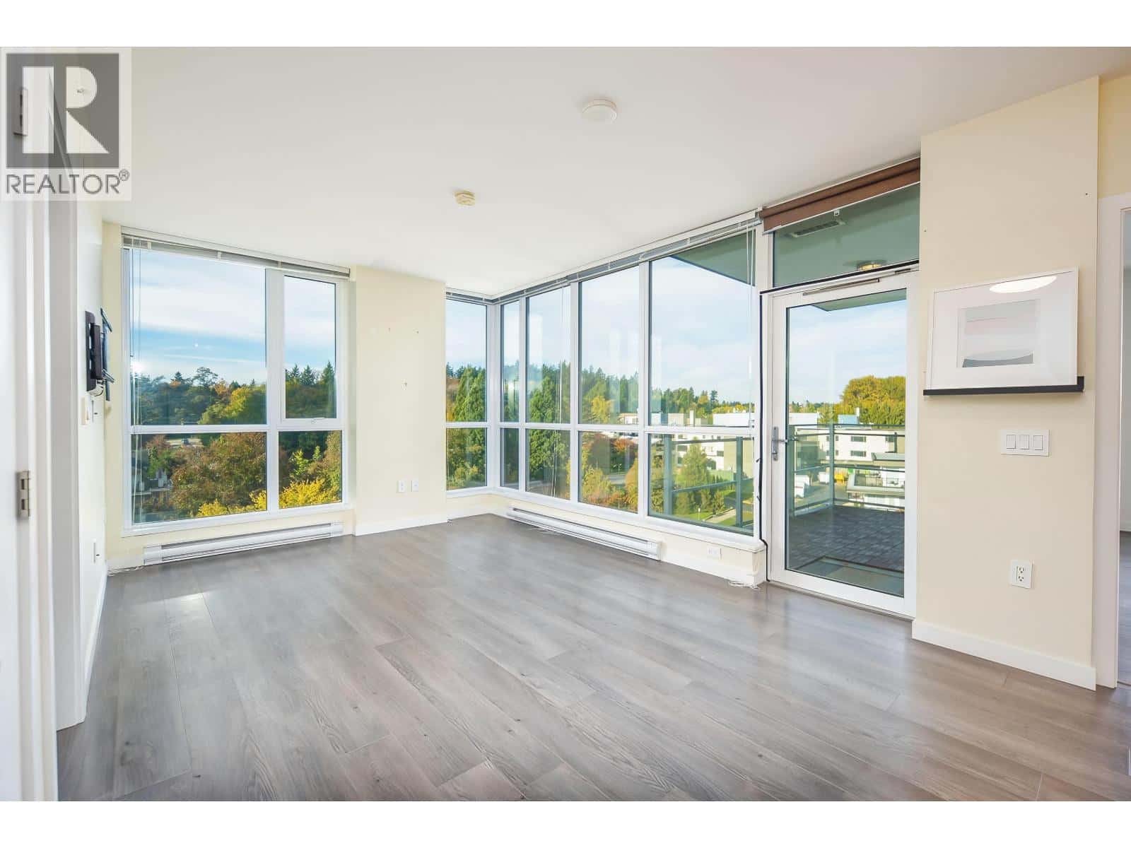 1009 271 FRANCIS WAY — New Westminster, British Columbia - Photo 4 of 37