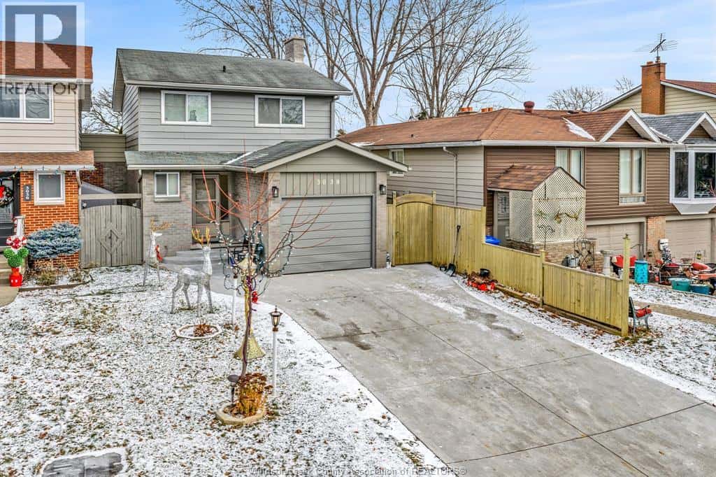 3038 BRIMLEY — Windsor, Ontario - Photo 5 of 49