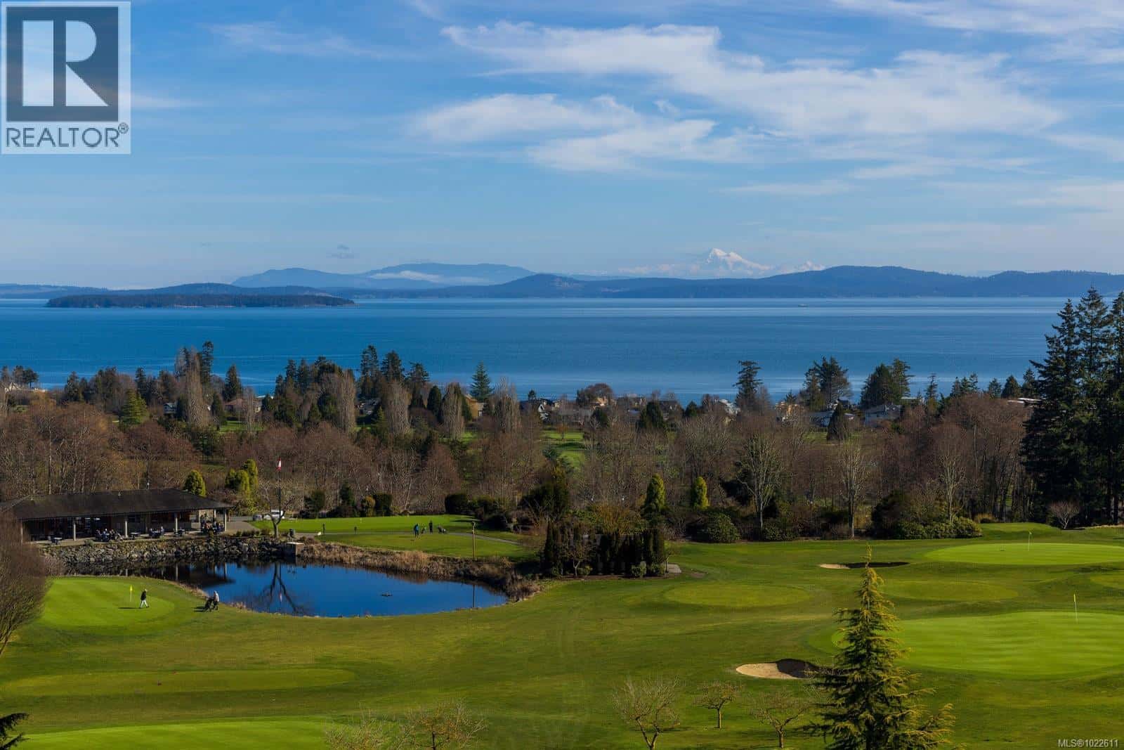 304 5350 Sayward Hill Cres — Saanich, British Columbia - Photo 4 of 34