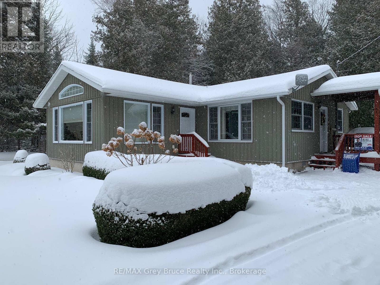 186 HOPE BAY ROAD — South Bruce Peninsula, Ontario - Main photo
