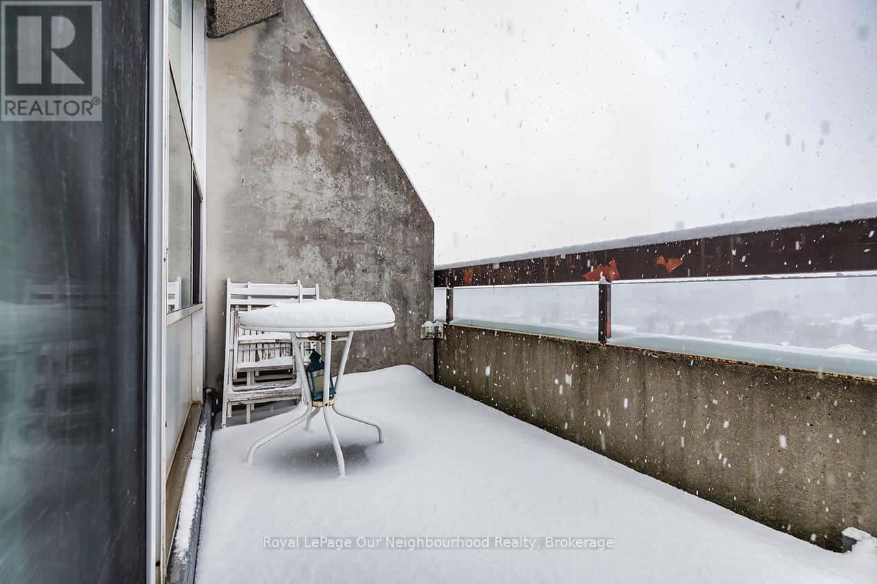 PH9 - 55 WILLIAM STREET — Oshawa (O'Neill), Ontario - Photo 5 of 35