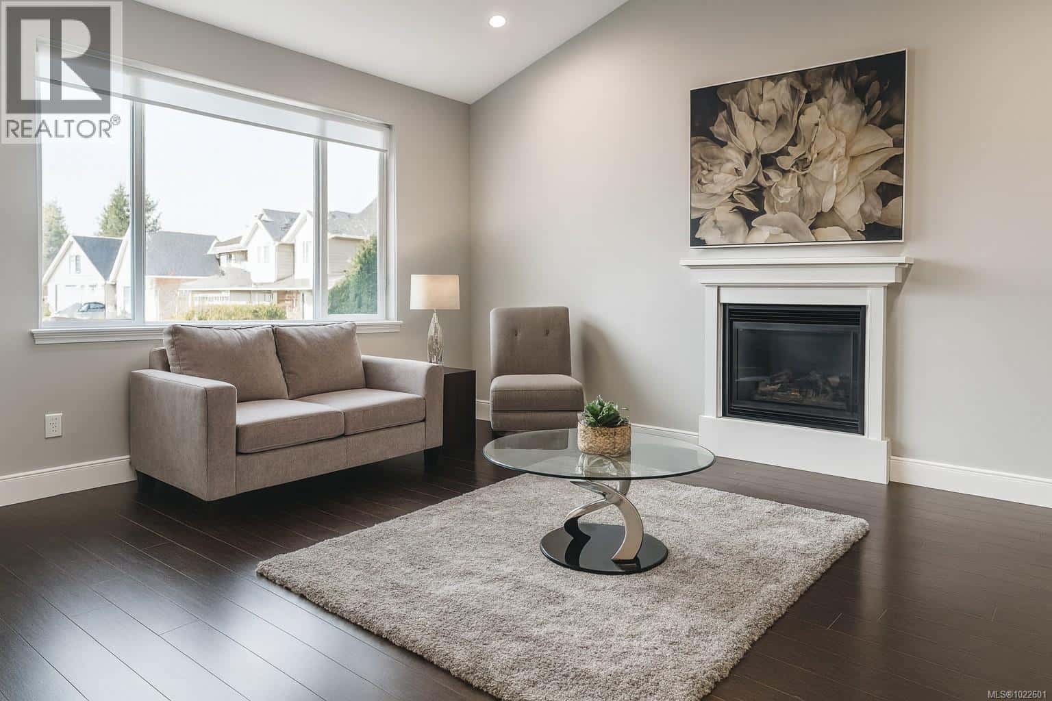 4738 Cruickshank Pl — Courtenay, British Columbia - Photo 3 of 22