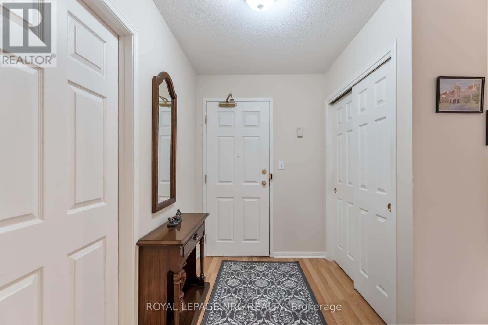 104 - 4090 JOHN CHARLES BOULEVARD — Lincoln (Lincoln-Jordan/Vineland), Ontario - Photo 5 of 44