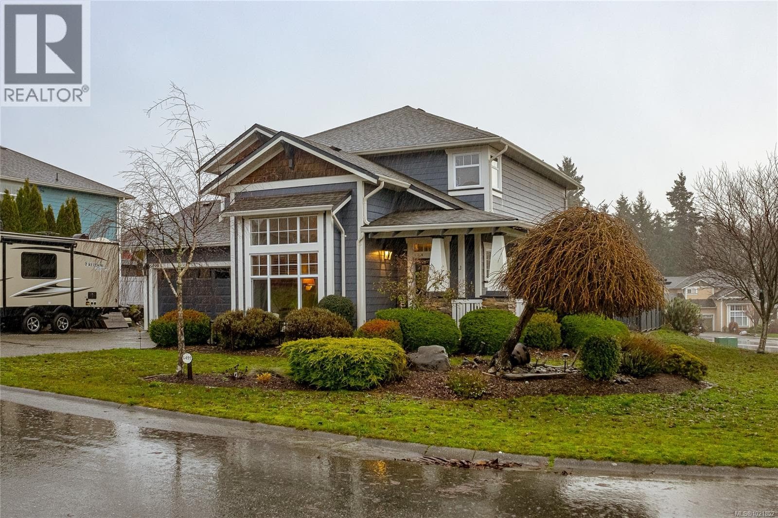 6499 Beechwood Pl — Sooke, British Columbia - Main photo