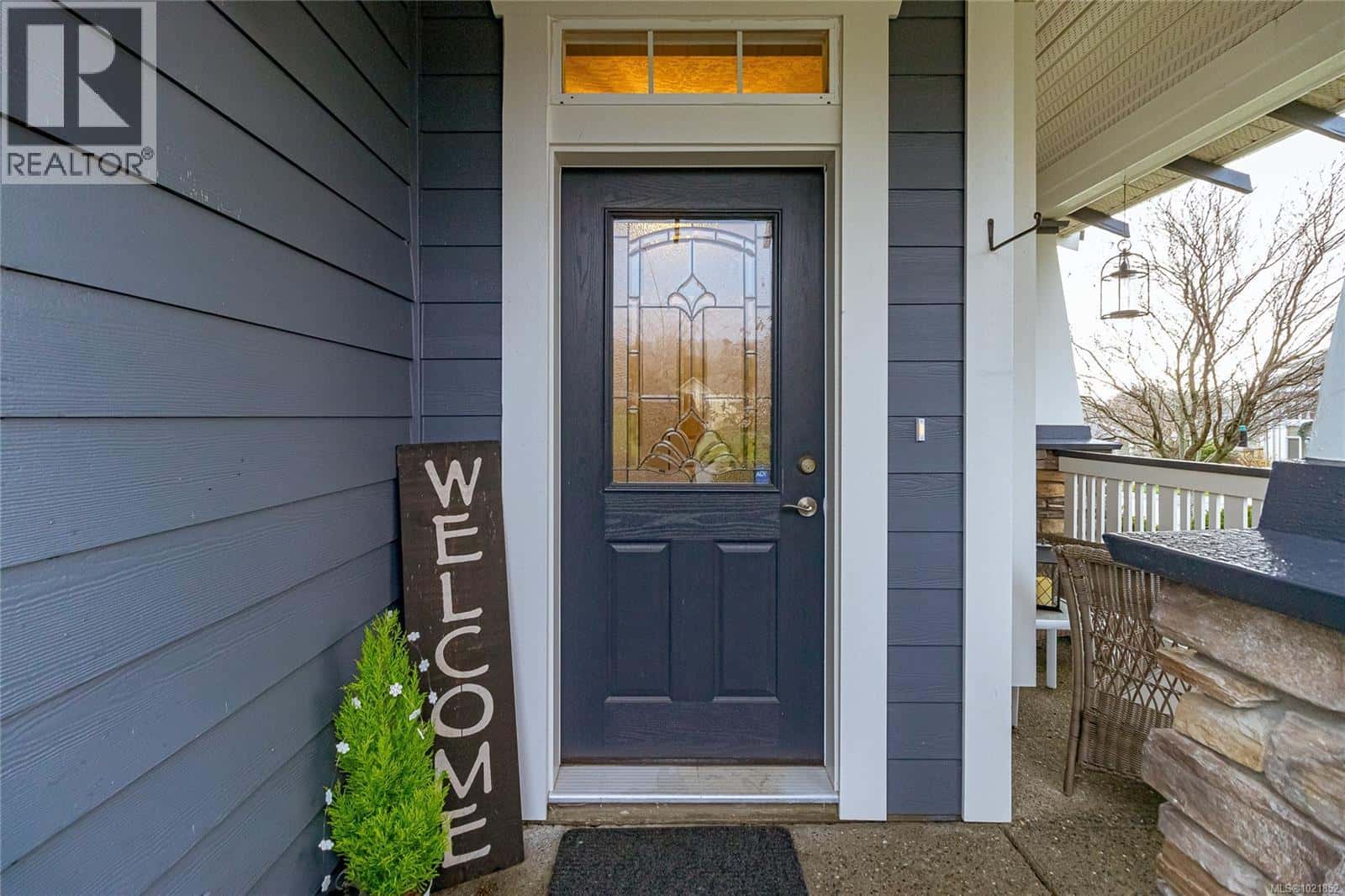 6499 Beechwood Pl — Sooke, British Columbia - Photo 4 of 53