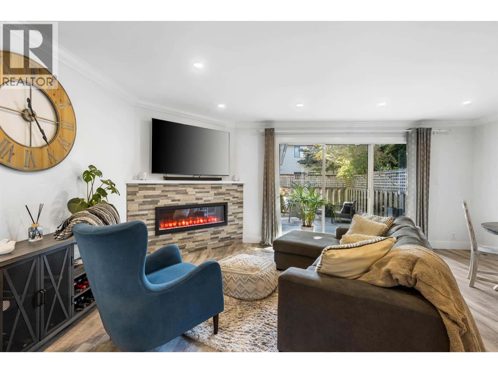 28 10840 SPRINGMONT DRIVE — Richmond, British Columbia - Photo 5 of 40