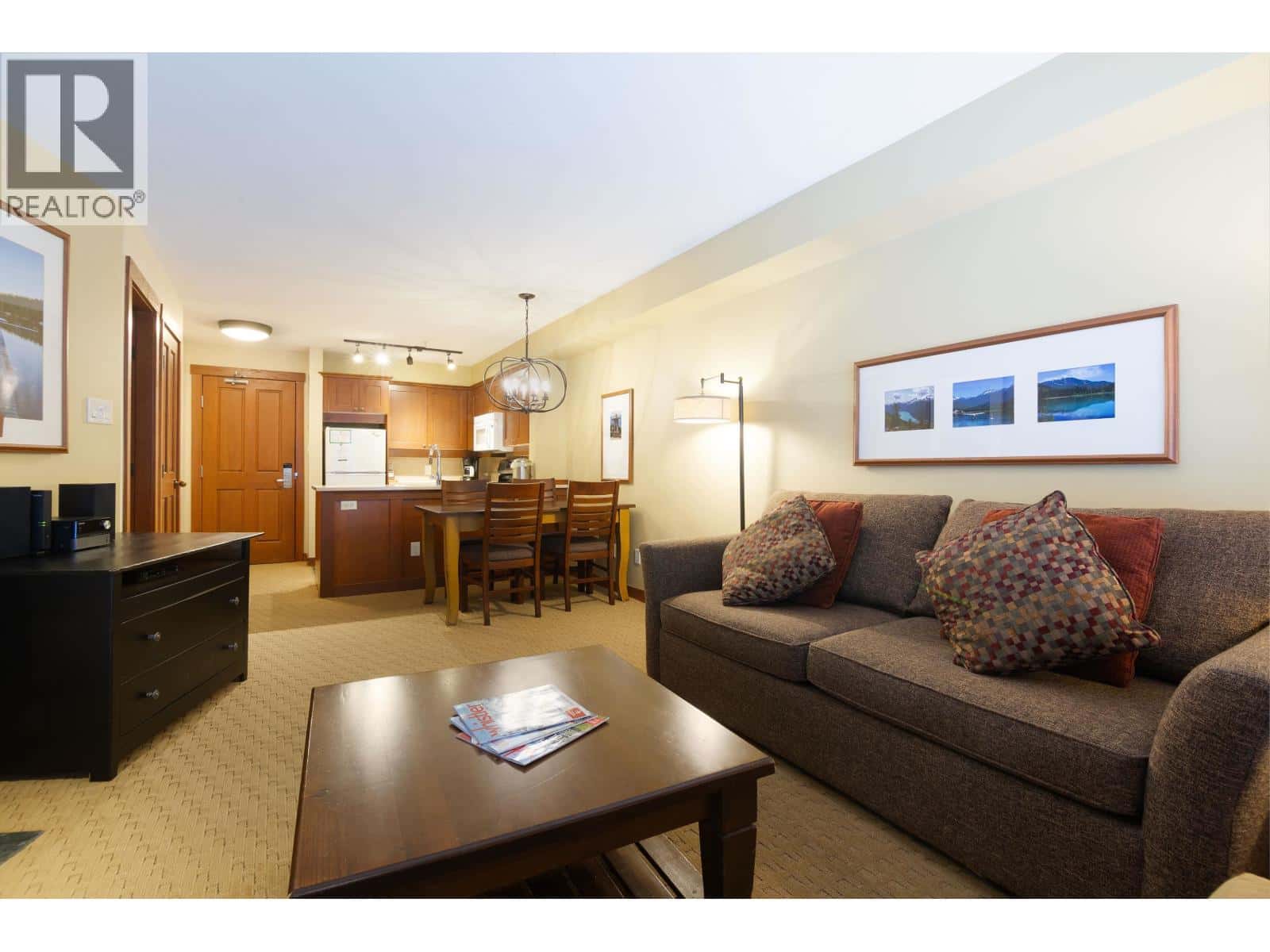 318 G1 4653 BLACKCOMB WAY — Whistler, British Columbia - Photo 4 of 22