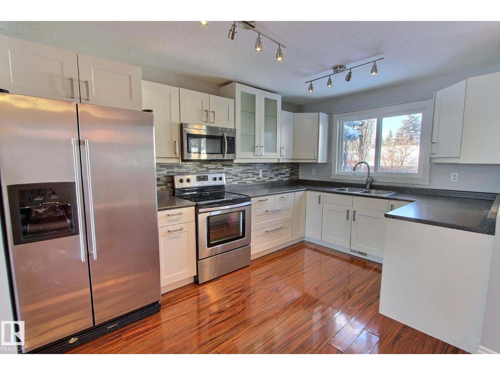 30 ARLINGTON ST — Spruce Grove, Alberta - Photo 5 of 30