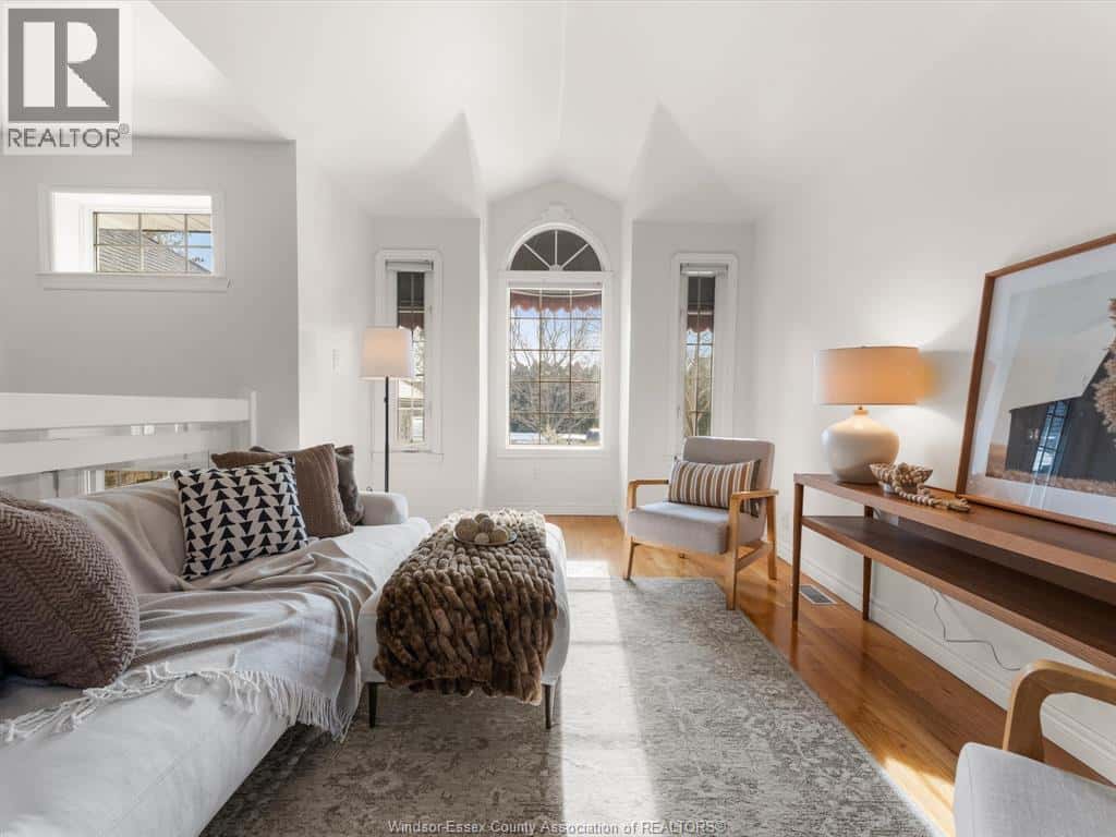 12470 Little River Blvd — Tecumseh, Ontario - Photo 5 of 49