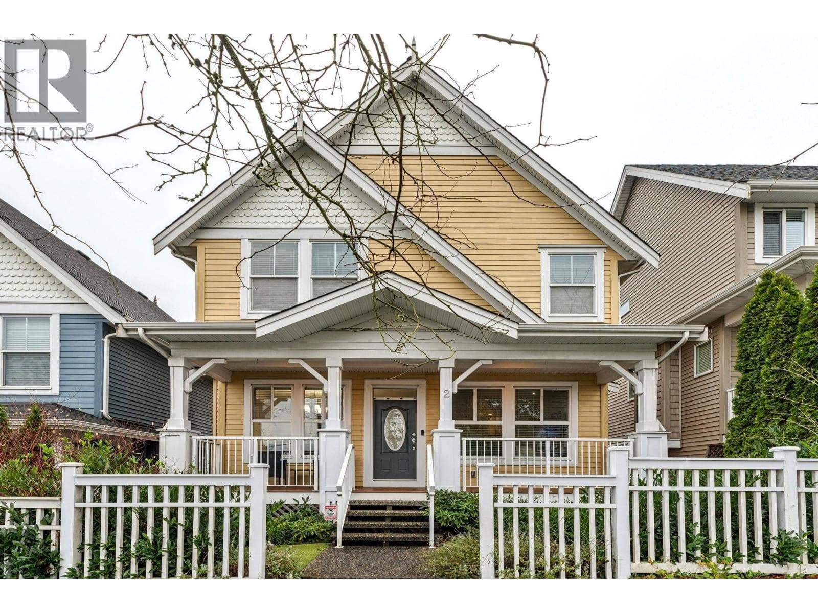 2 312 CASEY STREET — Coquitlam, British Columbia - Main photo