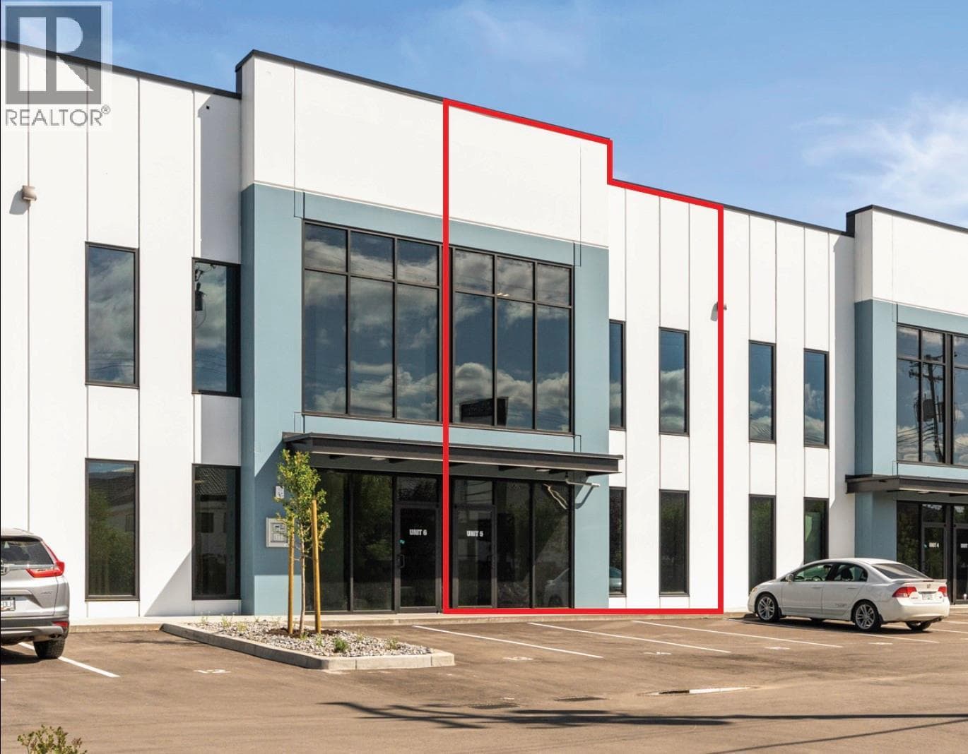 3201 45th Avenue Unit# 5 — Vernon - Main photo