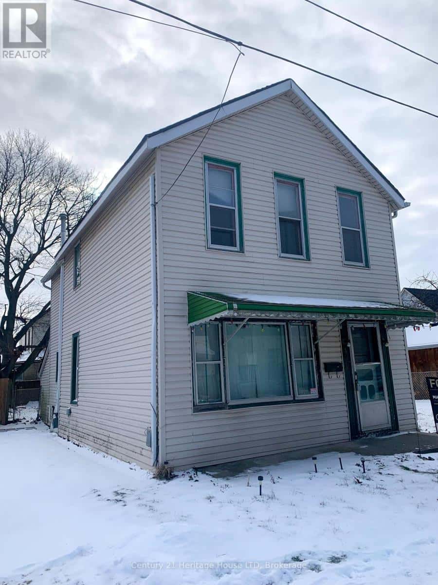 4624 JEPSON STREET — Niagara Falls (Downtown), Ontario - Photo 2 of 22