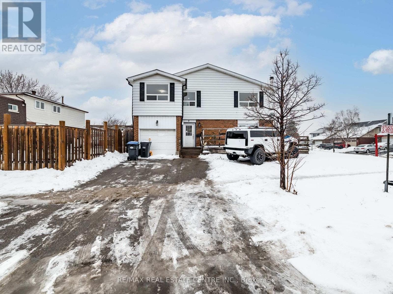 4 HORNE DRIVE — Brampton (Brampton North), Ontario - Main photo