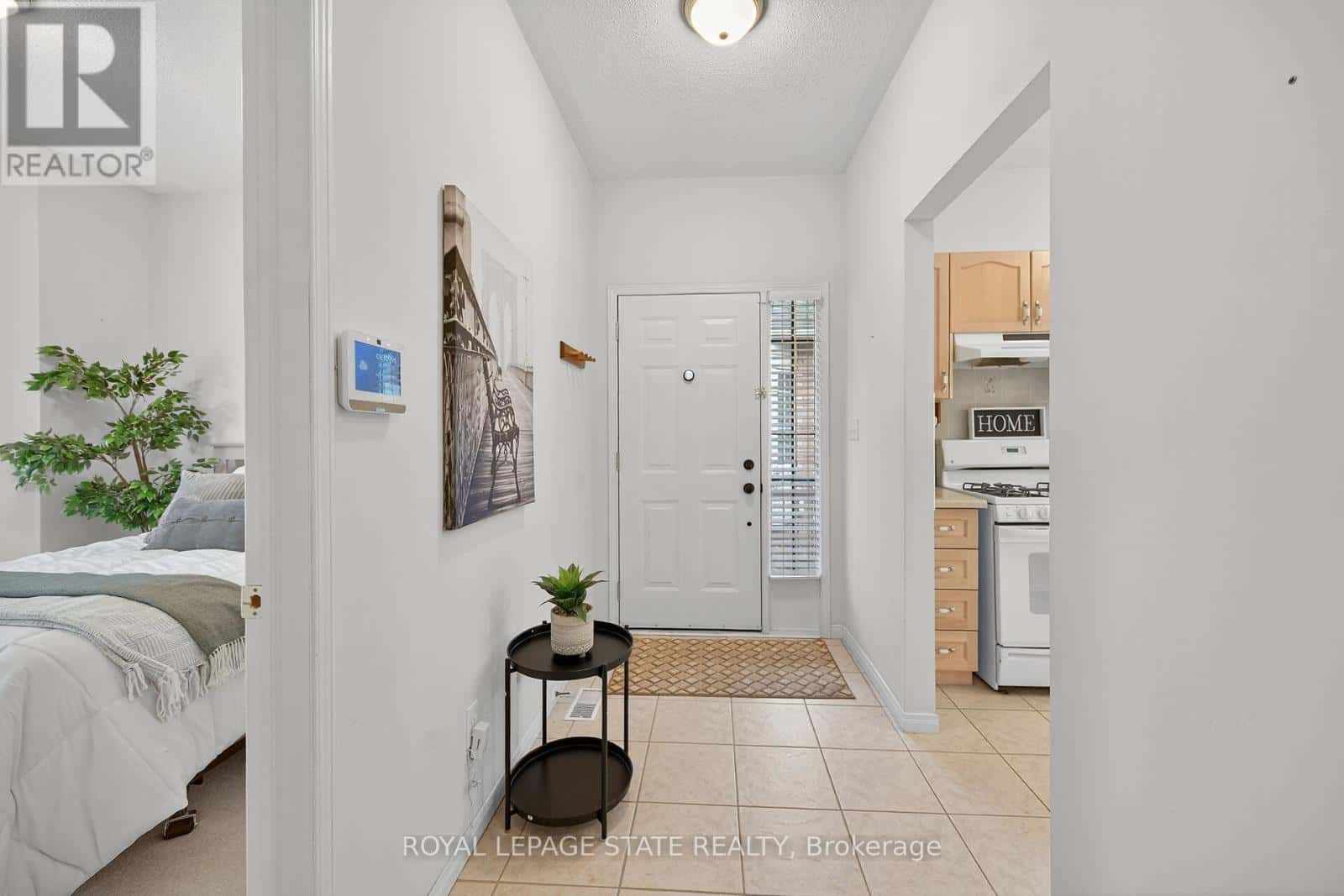 33 - 213 NASH ROAD S — Hamilton (Greenford), Ontario - Photo 4 of 41