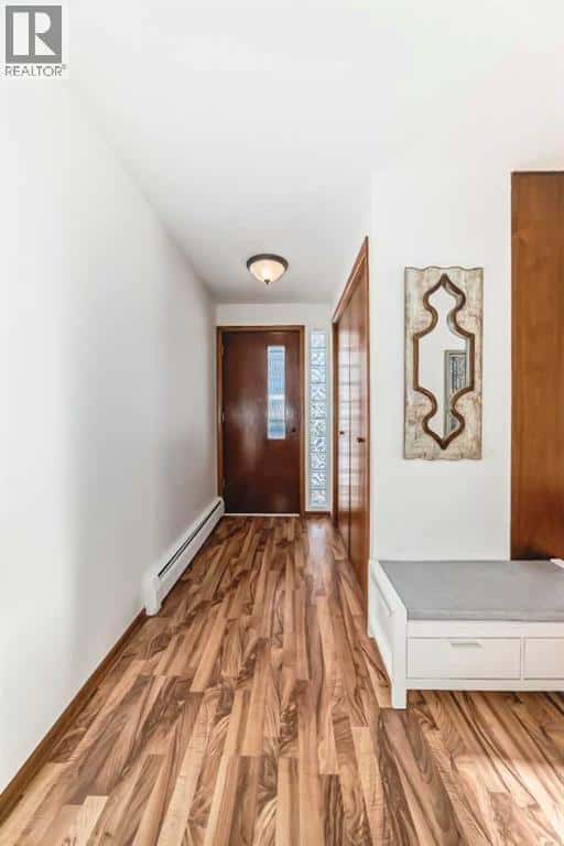 207 6A Avenue — Three Hills, Alberta - Photo 4 of 50