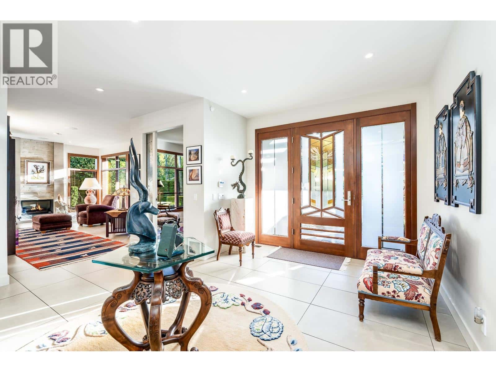 389 MOYNE DRIVE — West Vancouver, British Columbia - Photo 5 of 40