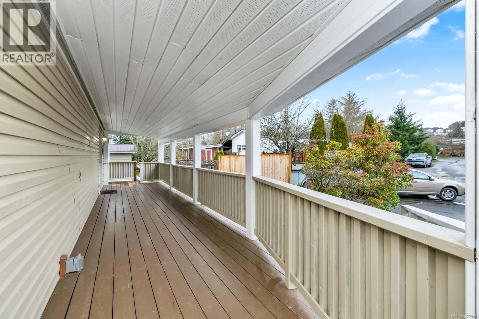 32 7021 Grant Rd — Sooke, British Columbia - Photo 5 of 39